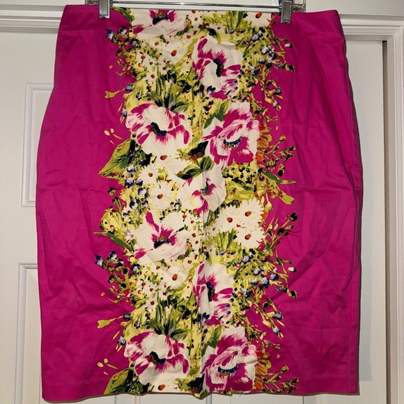 Women's Floral Skirt - Picture 1 of 3